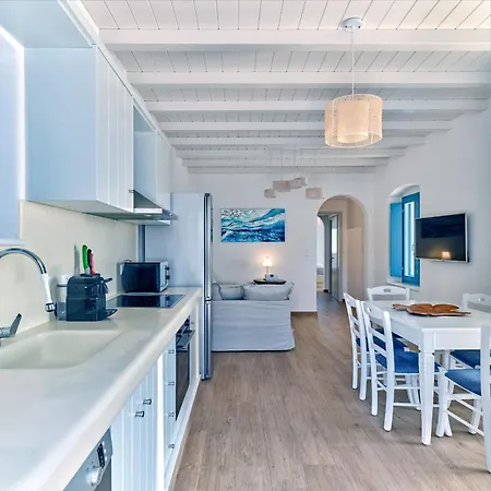 Luxurious Pactia Amazing Pool Willa