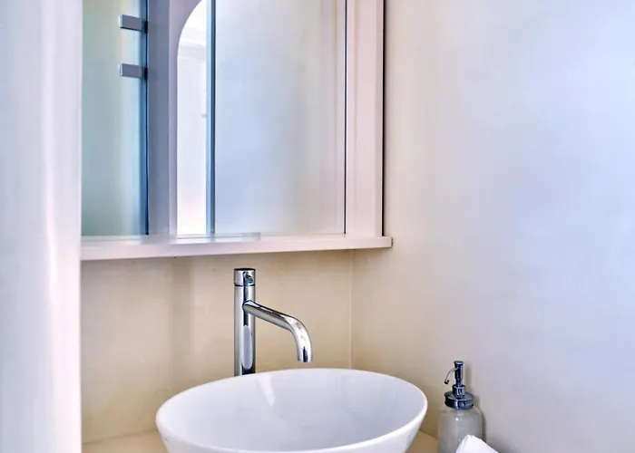 Luxurious Pactia Amazing Pool *